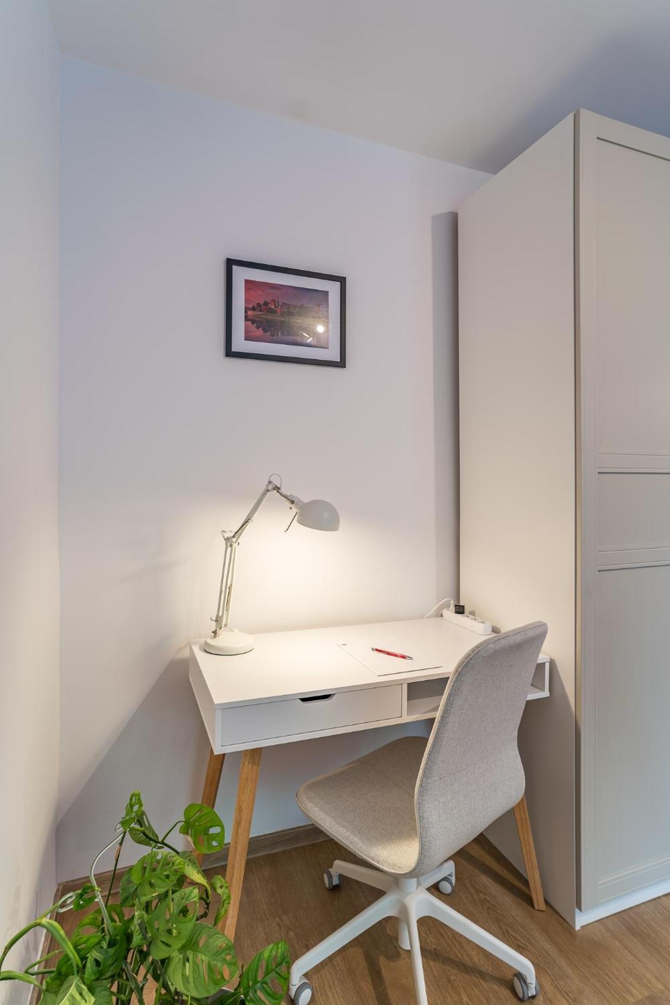 Appartamento Krakow Czyzyny - Terrace By Rentujemy Esterno foto